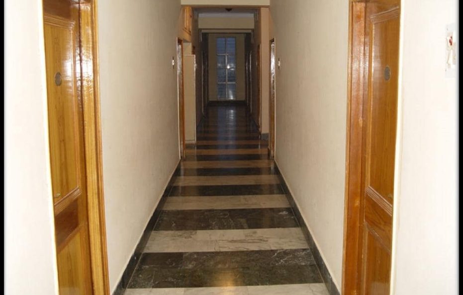 Hotel Shashi International