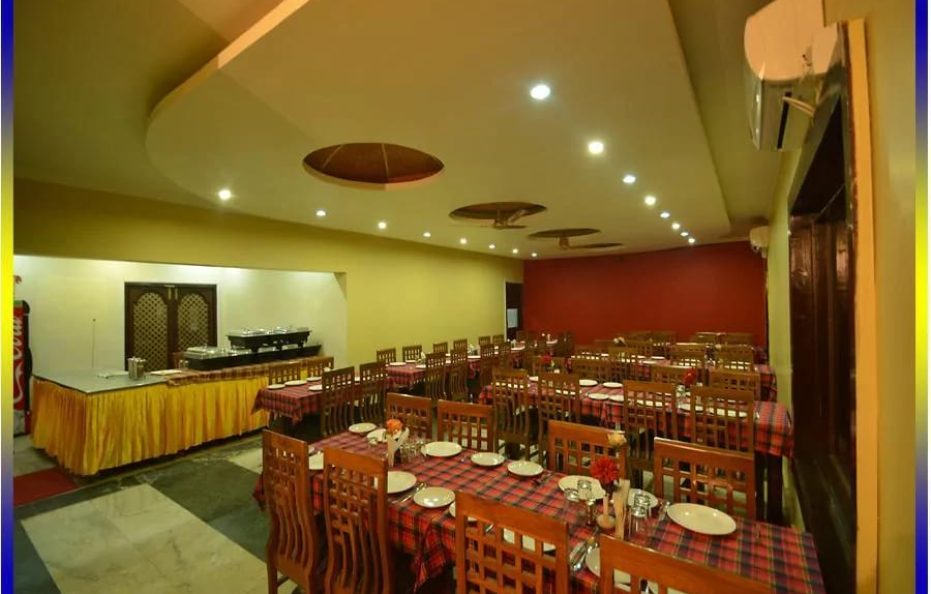 Hotel Shashi International